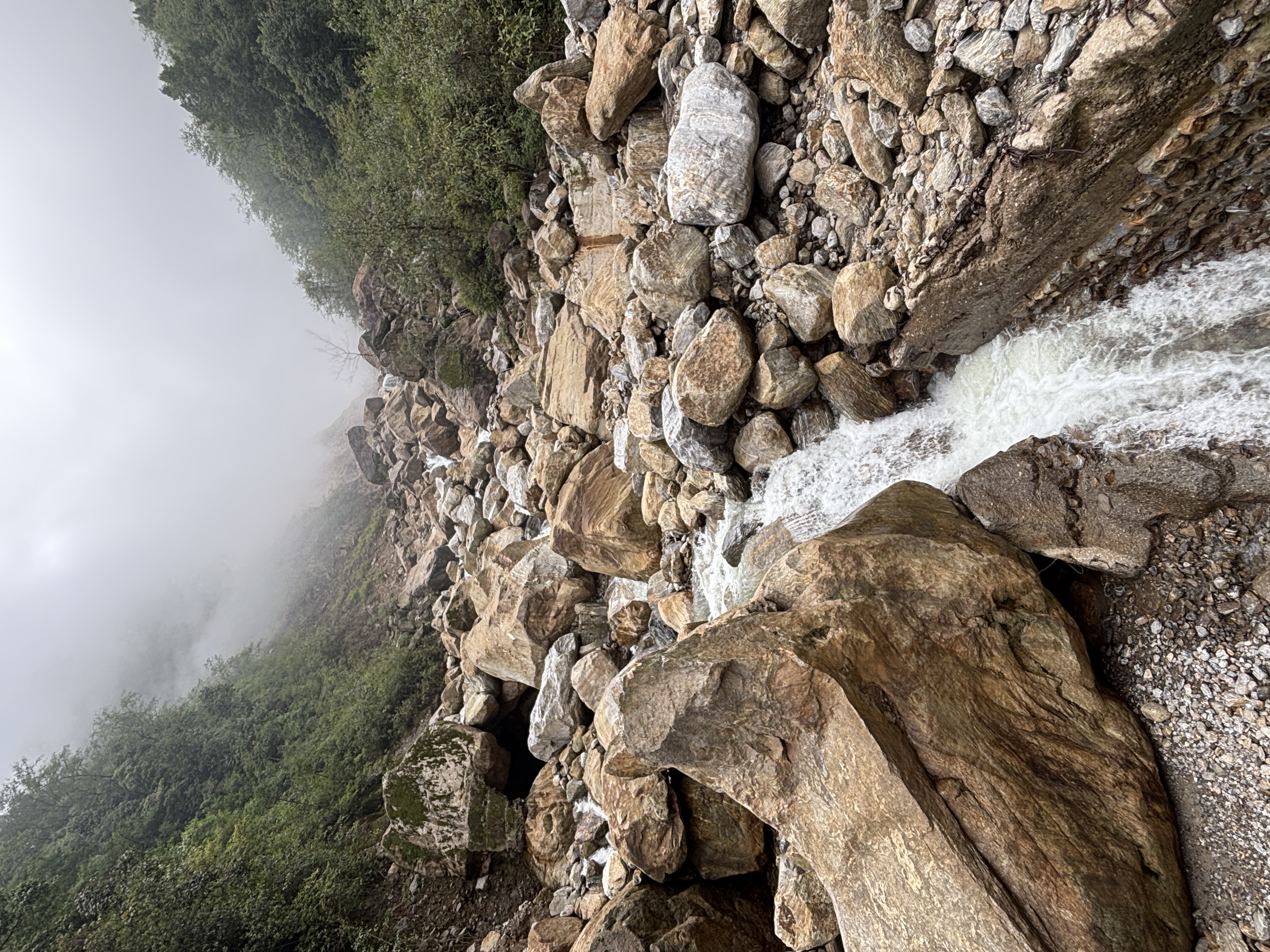 The Teki Zampa Bridge waterfall 