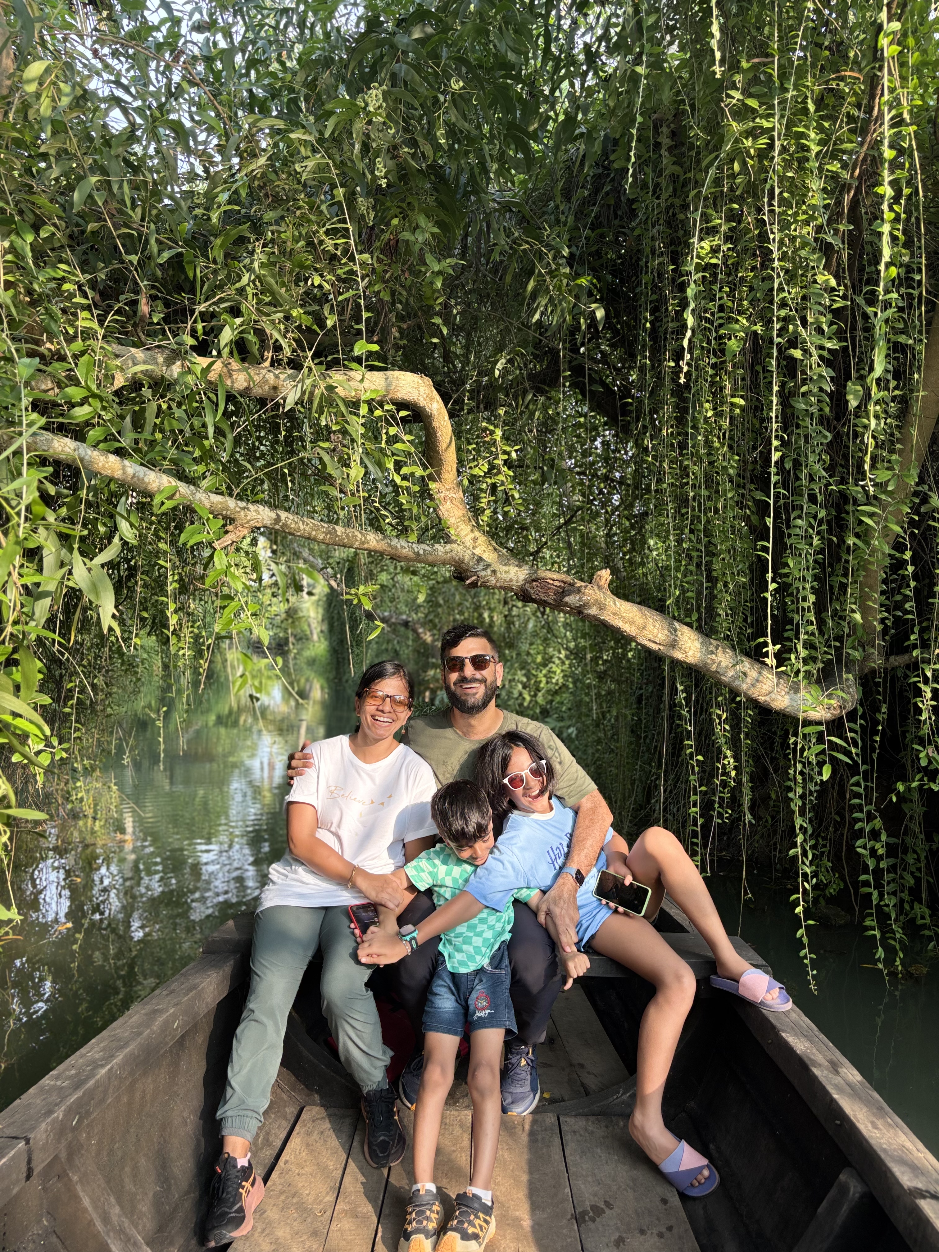 Gliding through the Munroe island canals