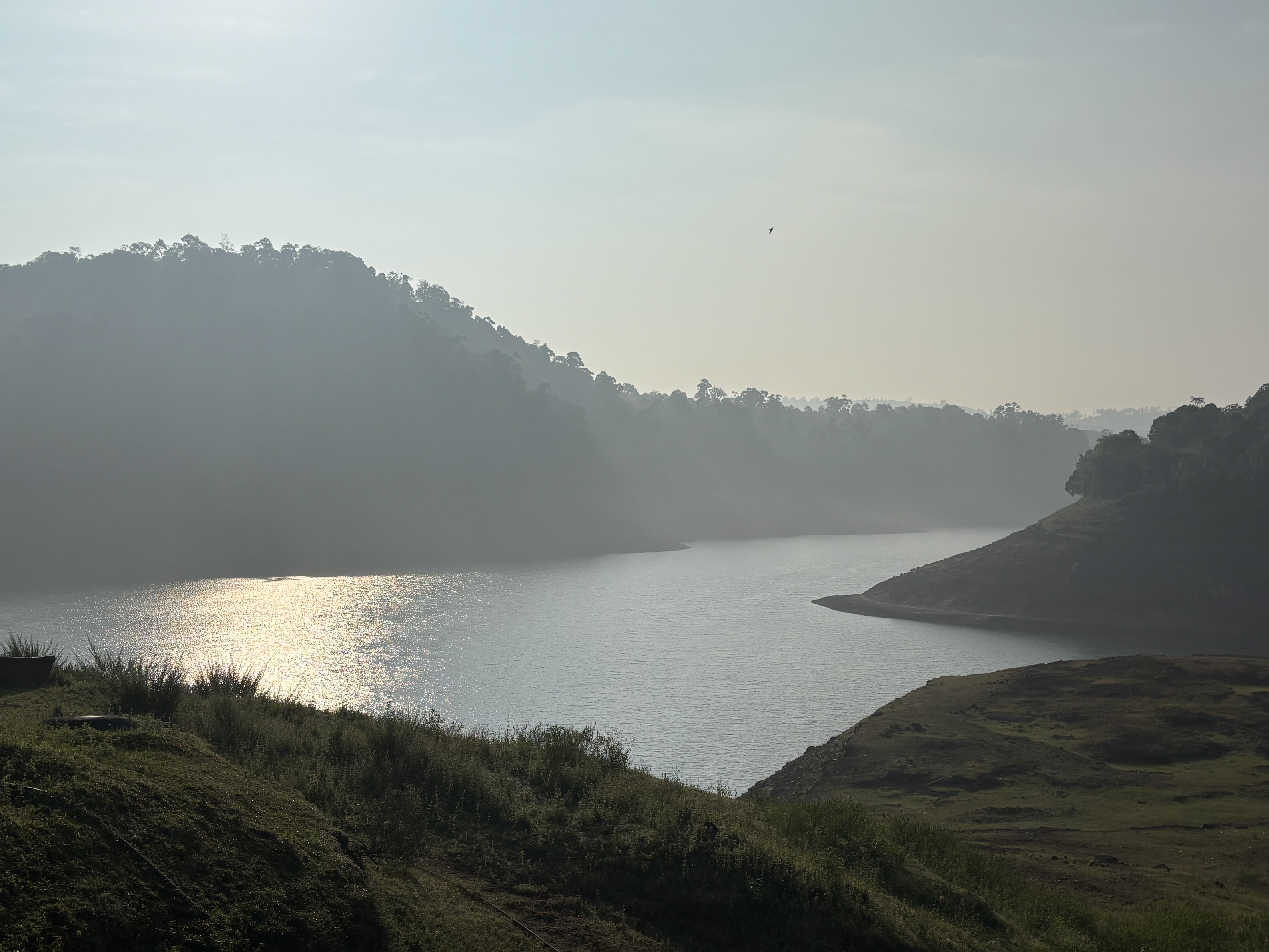 A dry reservoir along the ghat road