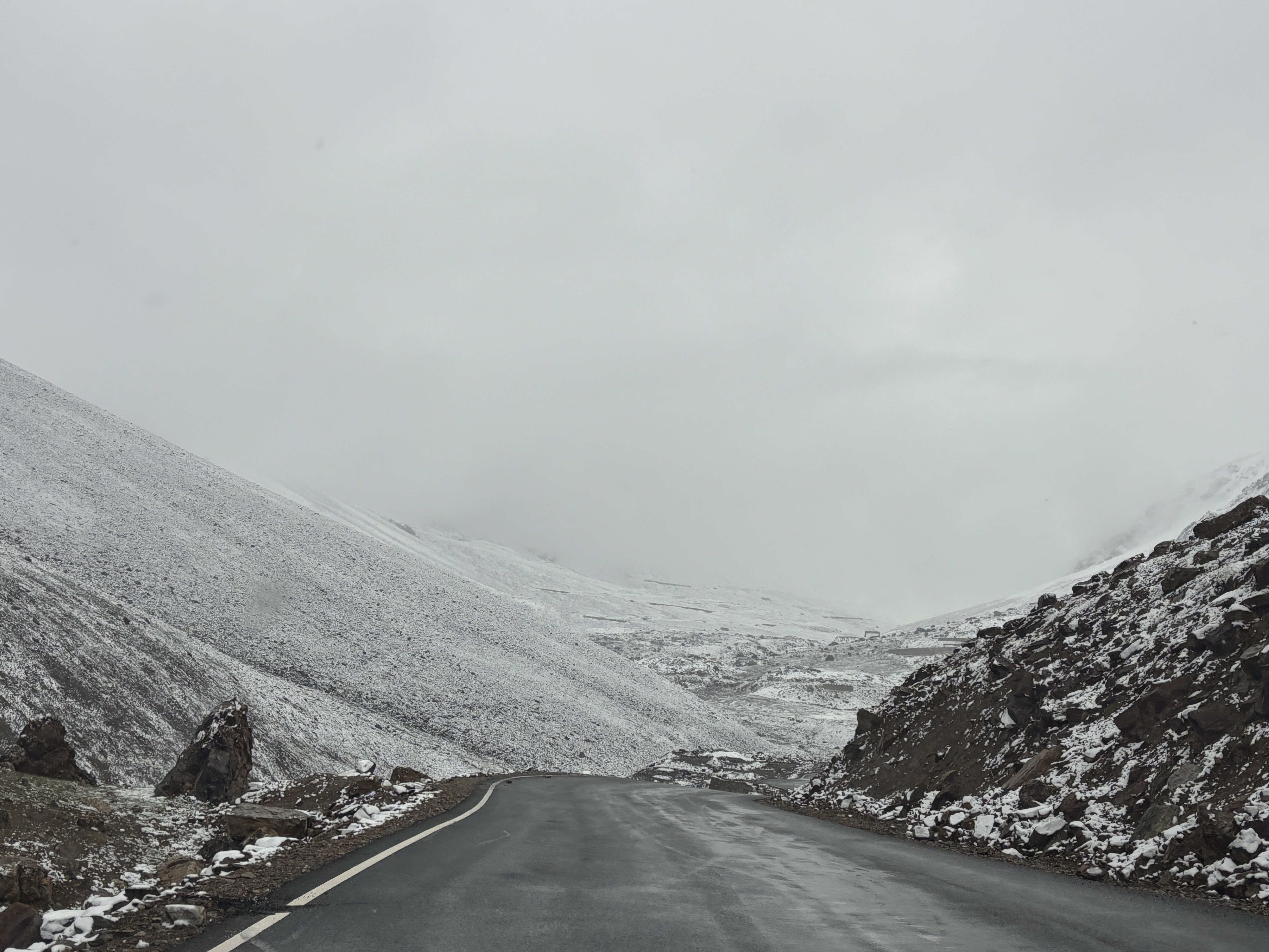 Changing terrains and amazing drive to Leh