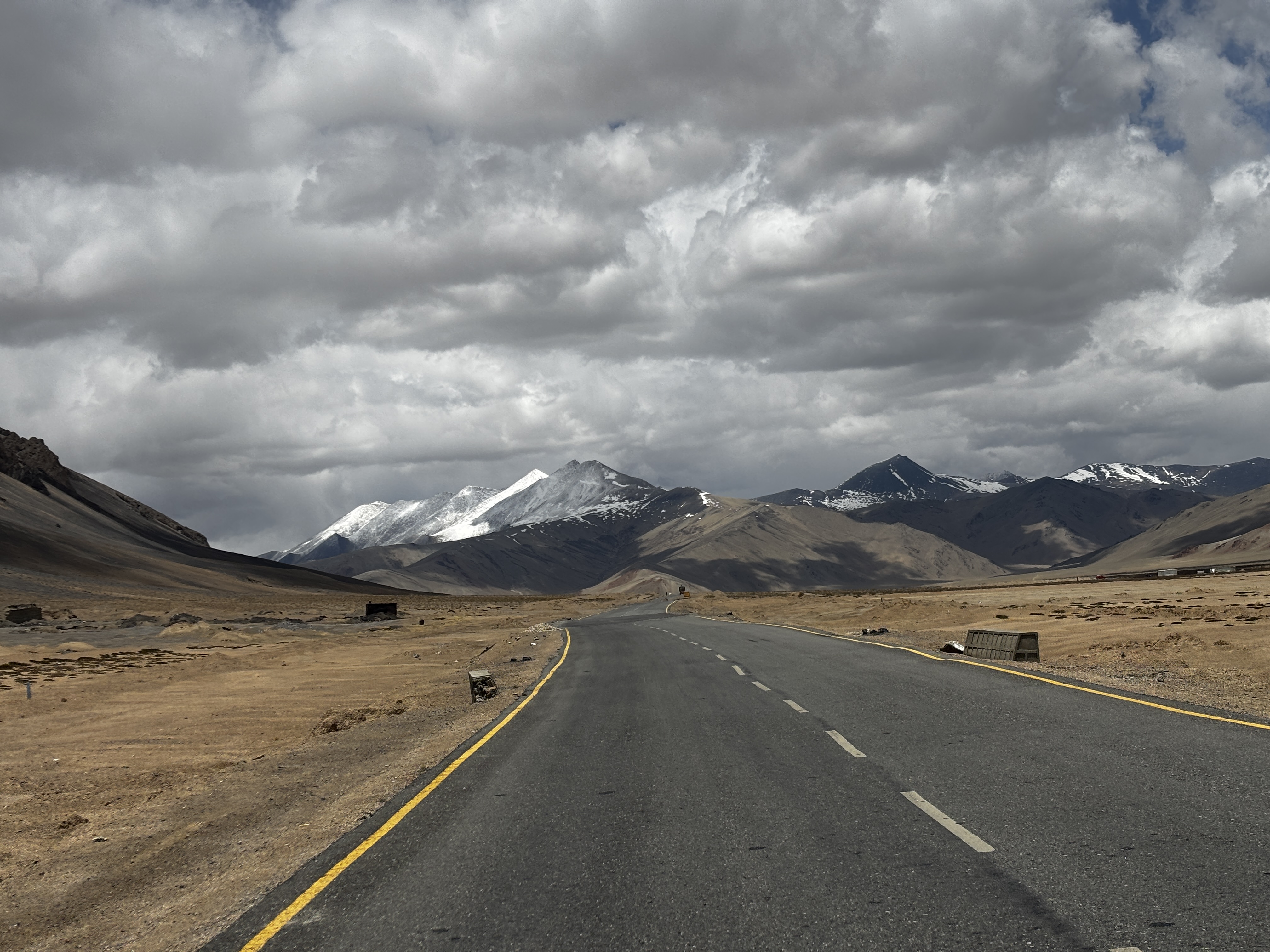 Changing terrains and amazing drive to Leh